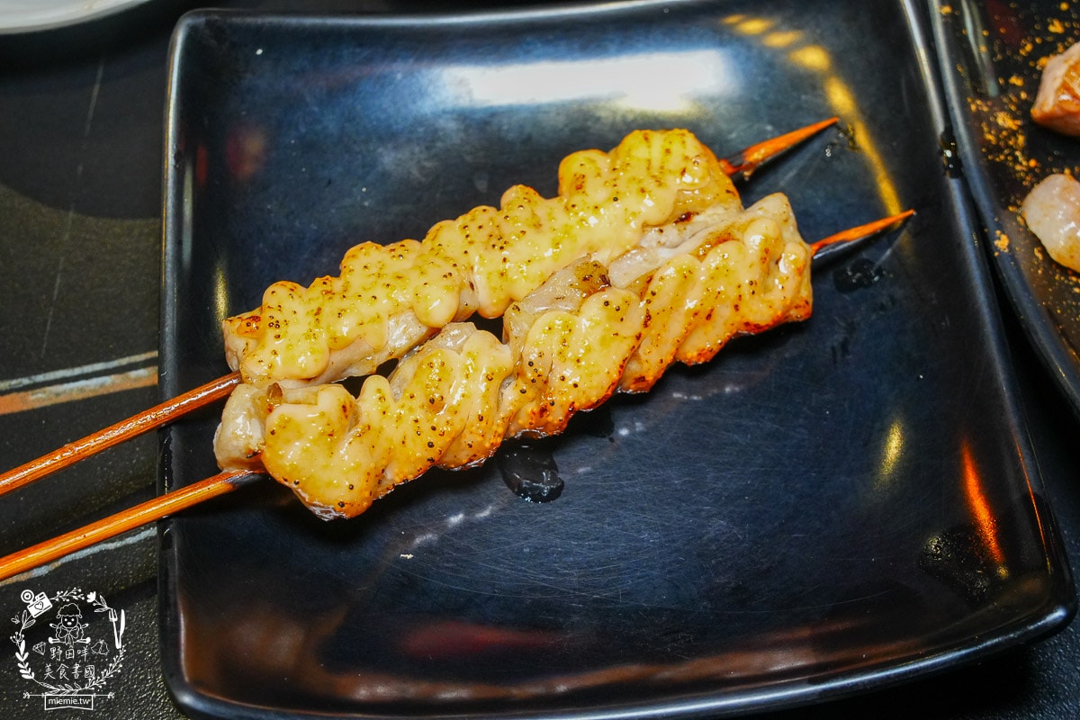 高雄串燒吃到飽[開串乾鍋串燒吃到飽]連平日都大客滿的乾鍋吃到飽餐廳！