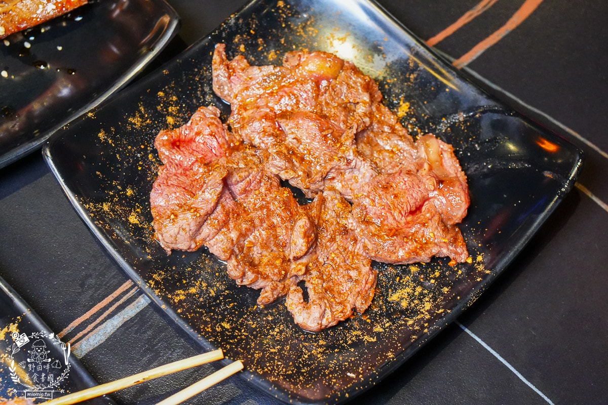 高雄串燒吃到飽[開串乾鍋串燒吃到飽]連平日都大客滿的乾鍋吃到飽餐廳！