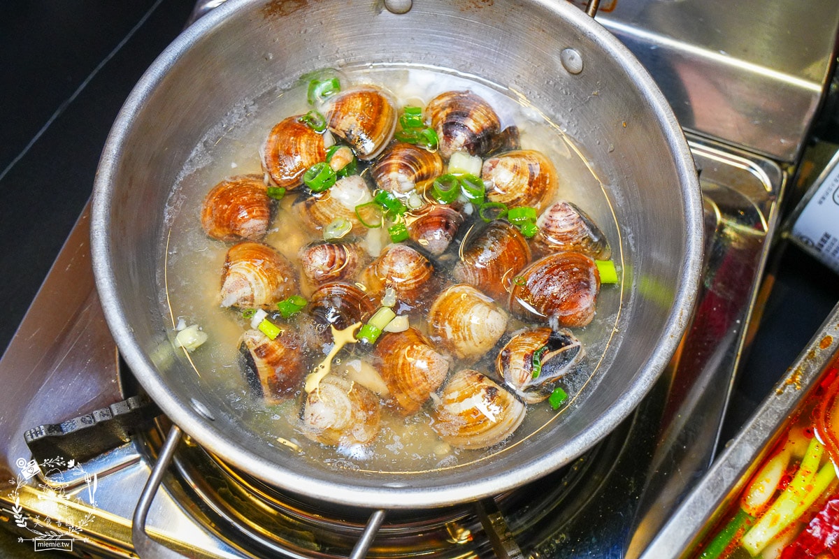 高雄串燒吃到飽[開串乾鍋串燒吃到飽]連平日都大客滿的乾鍋吃到飽餐廳！