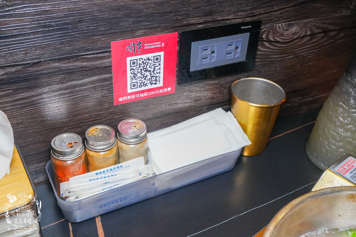 高雄串燒吃到飽[開串乾鍋串燒吃到飽]連平日都大客滿的乾鍋吃到飽餐廳！