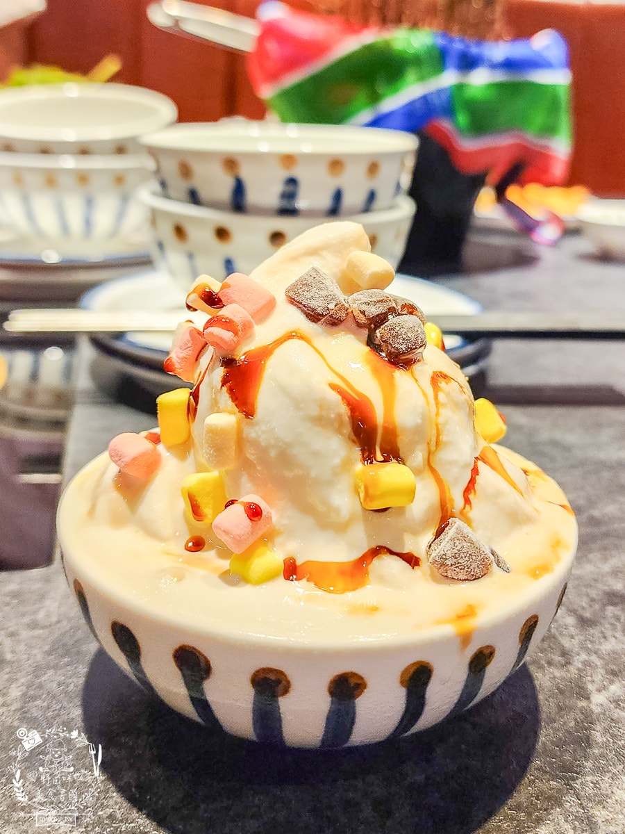 高雄尬鍋台式潮鍋進駐巨蛋商圈美食戰區!香濃迷人的炒雞火鍋+澎湃自助吧無限吃到飽! - 第36張圖 高雄尬鍋台式潮鍋進駐巨蛋商圈美食戰區!香濃迷人的炒雞火鍋+澎湃自助吧無限吃到飽!