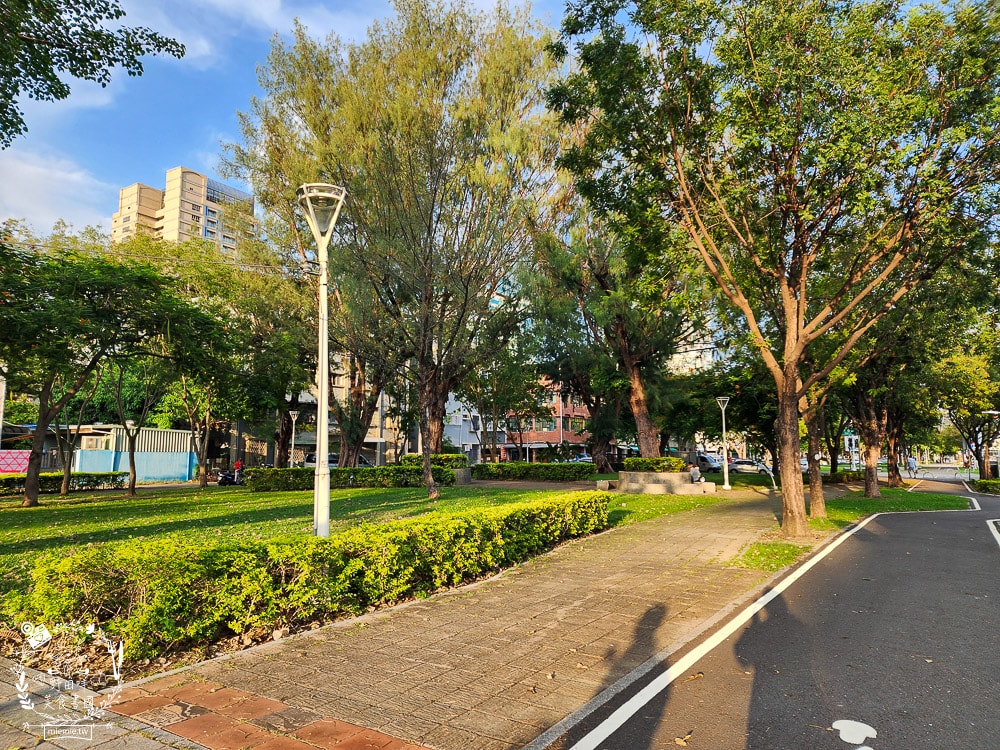 高雄駁二實境解謎《回憶交換所⟫開箱！玩轉城市實境解謎遊戲！好物謎評價推薦！