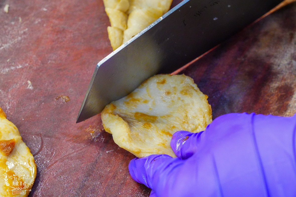 高雄苓雅鹽酥雞/鹹酥雞推薦[鹽酥紀]從屏東紅到高雄的文青鹽酥雞店!中興夜市宵夜鹽酥雞推薦!