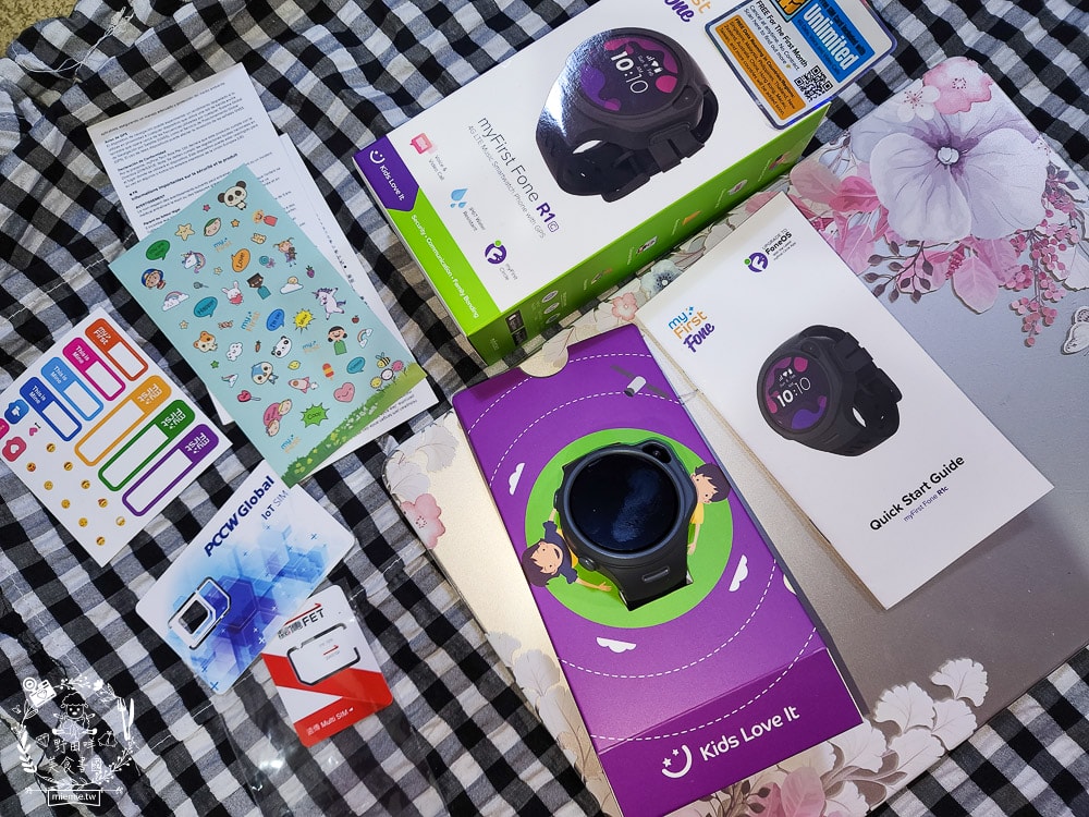 兒童智慧手錶推薦[myFirst Fone R1c 4G兒童智慧手錶]專屬社群安全群聊|精準定位即時通話|可錄音拍照傳送訊息