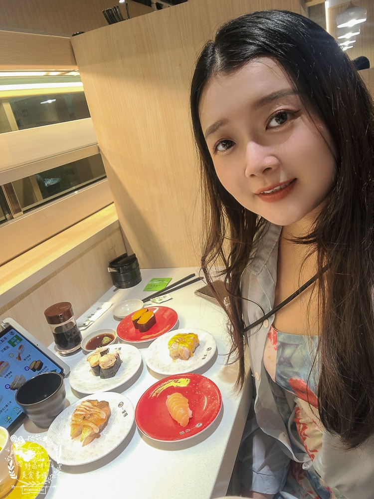 高雄首間一条通就在鳳山大潤發！引進了日本新幹線迴台系統的列車壽司！