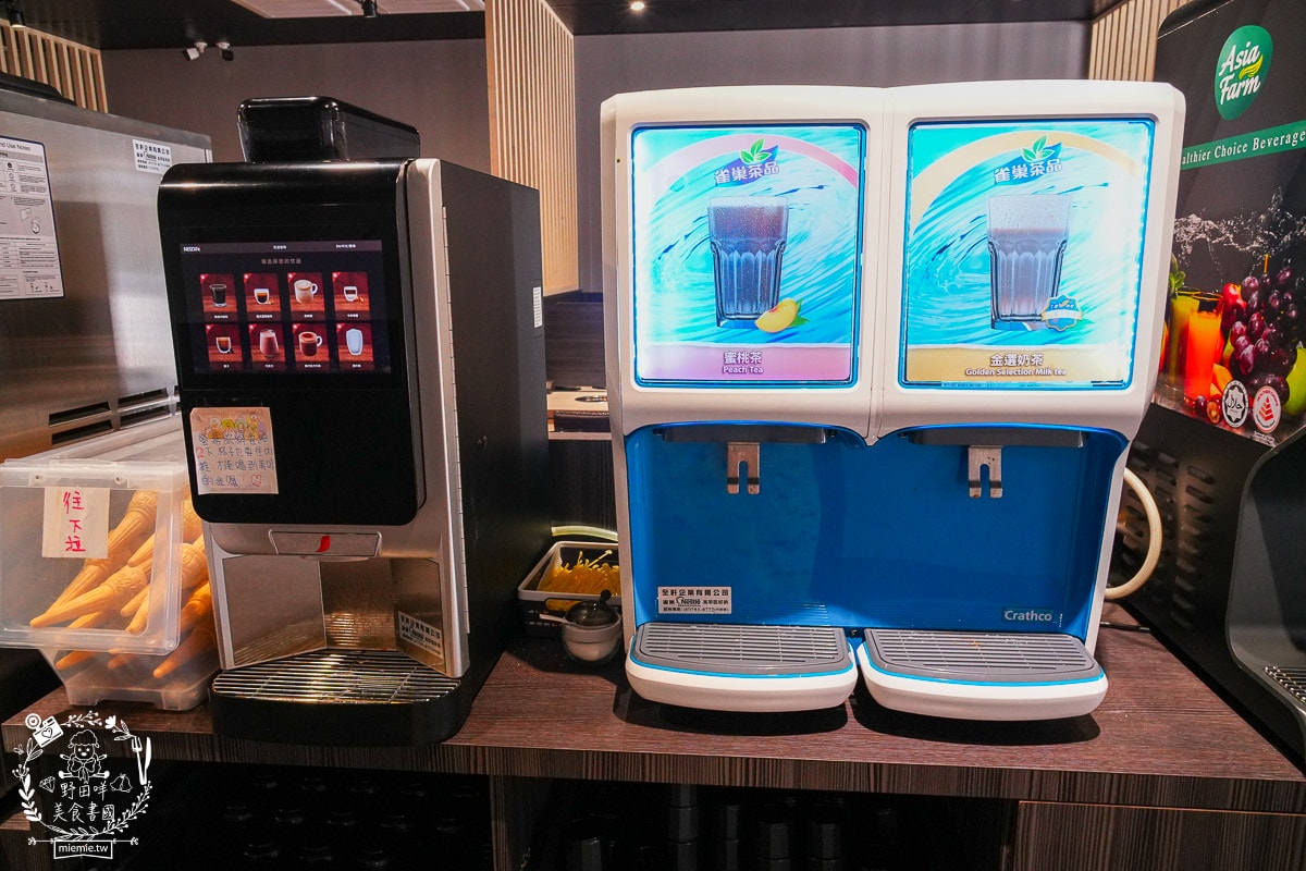 台南24小時火鍋推薦[九鼎鍋台南大同店]現切肉片居然能涮出鮮美牛肉湯？起司泡麵煮起來超銷魂～