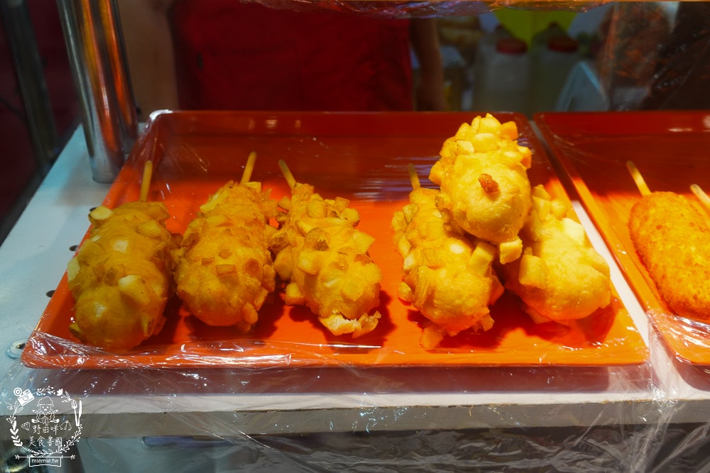 大遠百韓國展9/5~9/17的韓流魅力特賣會場！現場販售超多人氣韓國食品居然可以免費試吃試喝？！