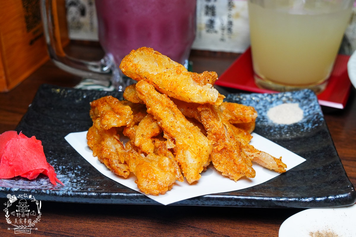 高雄左營居酒屋推薦[柶築晚酌の店]濃厚日本風的居酒屋！巨蛋商圈的深夜食堂！