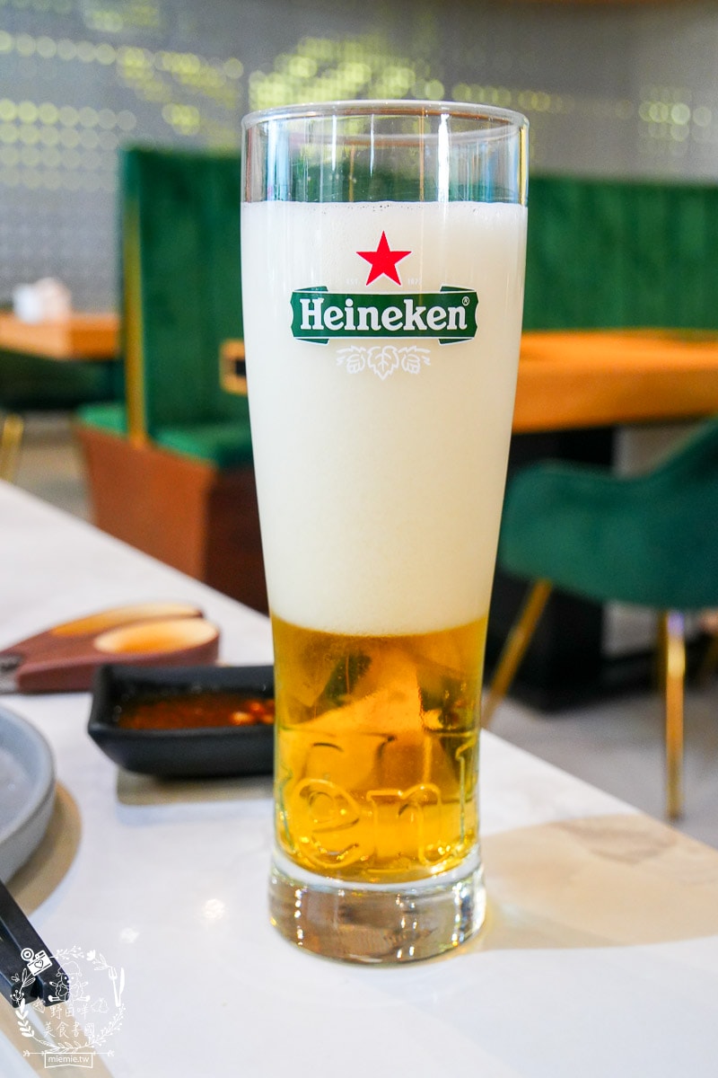 梨花A5和牛放題|高雄最低1799就能日本A5和牛+帝王蟹+胭脂蝦吃到飽！高雄帝王蟹吃到飽！