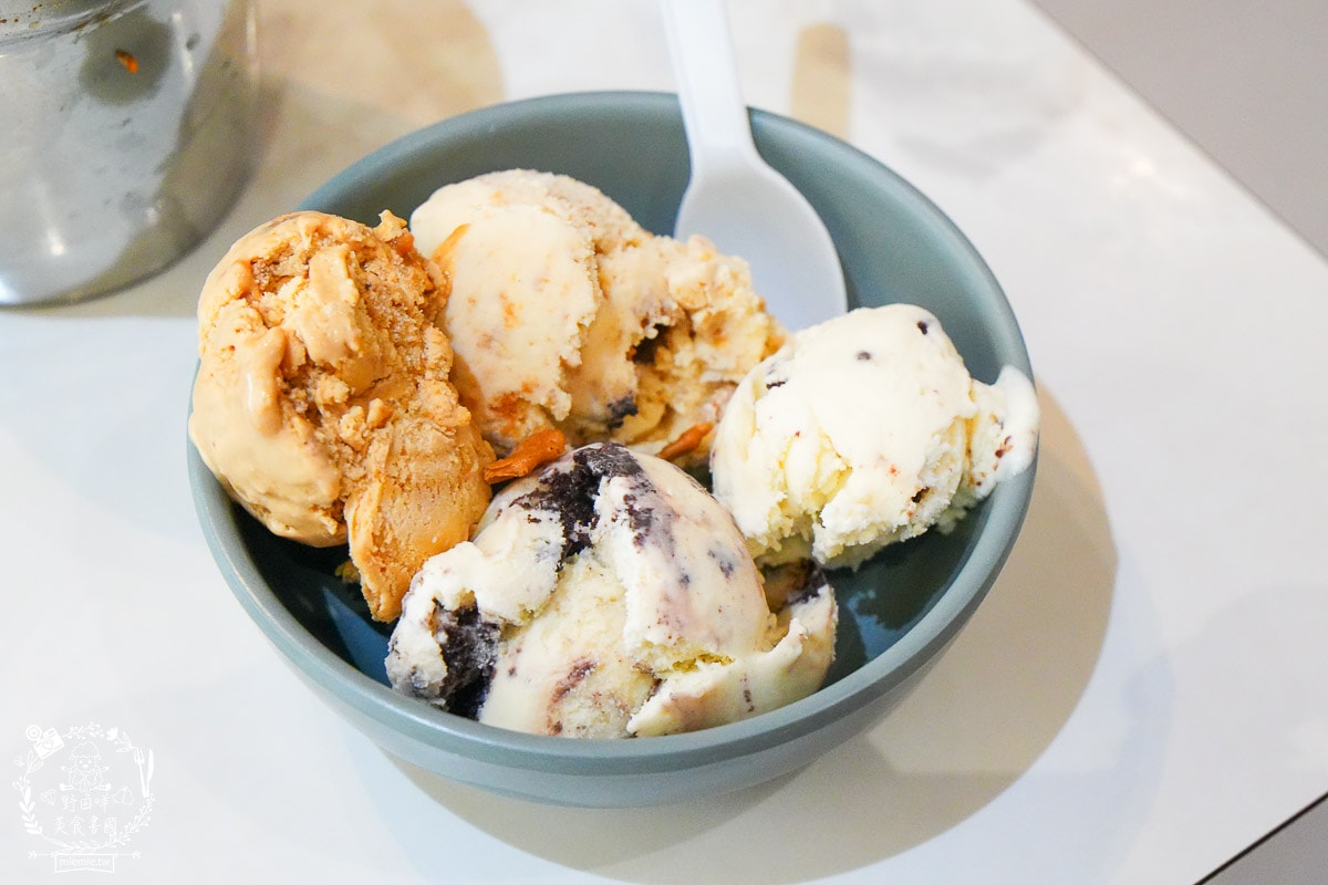 梨花A5和牛放題|高雄最低1799就能日本A5和牛+帝王蟹+胭脂蝦吃到飽！高雄帝王蟹吃到飽！