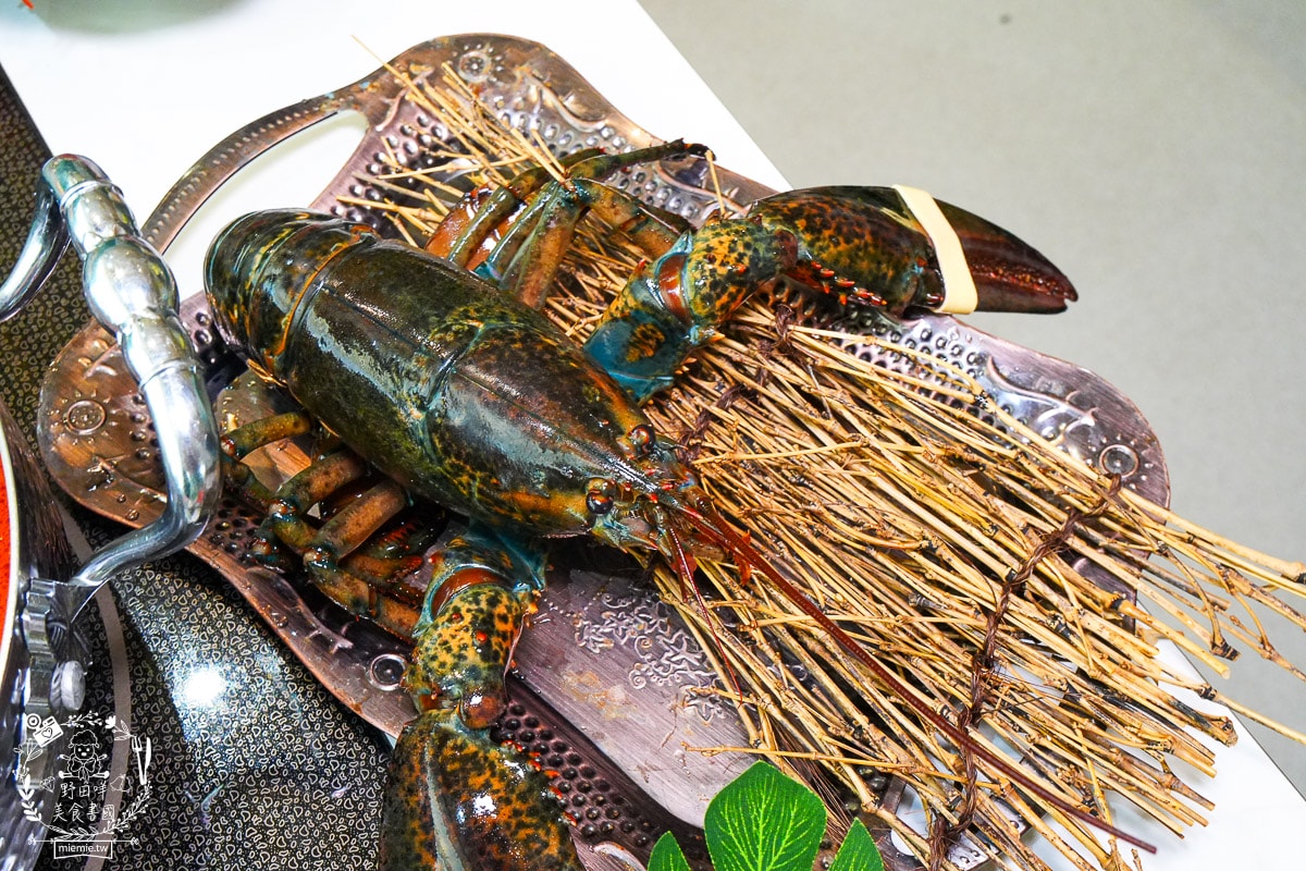 梨花A5和牛放題|高雄最低1799就能日本A5和牛+帝王蟹+胭脂蝦吃到飽！高雄帝王蟹吃到飽！