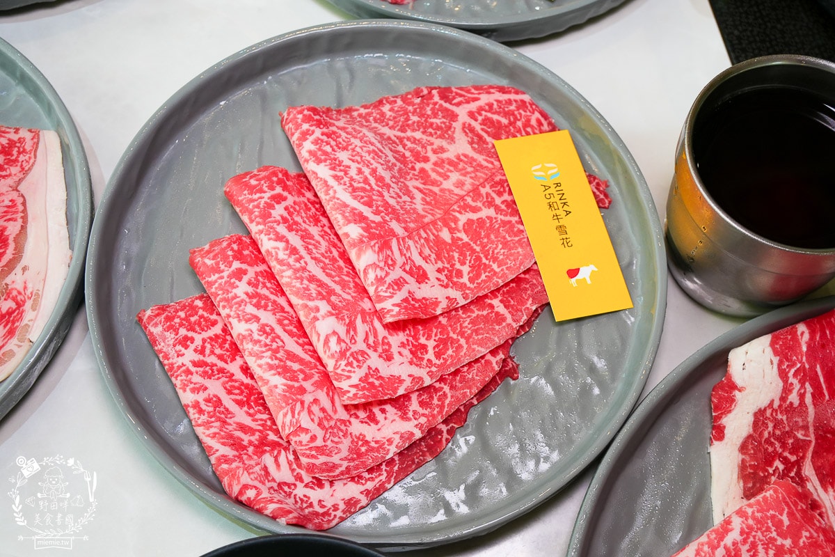 梨花A5和牛放題|高雄最低1799就能日本A5和牛+帝王蟹+胭脂蝦吃到飽！高雄帝王蟹吃到飽！