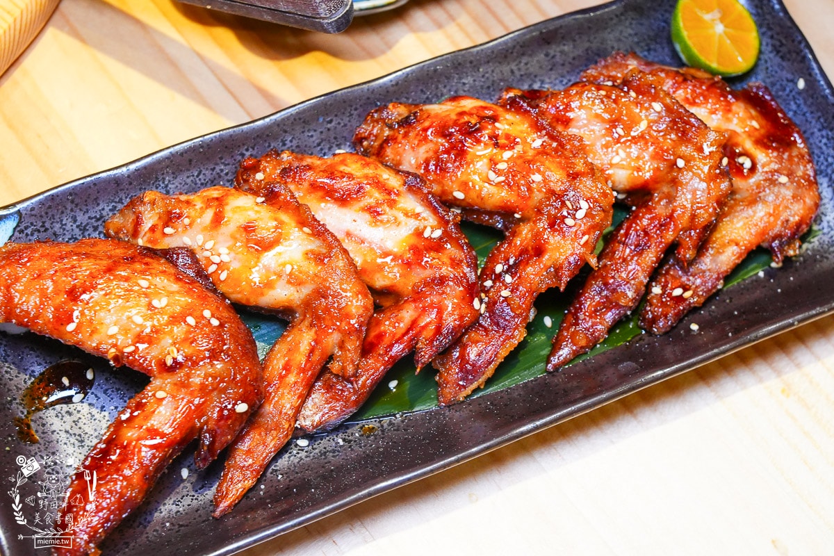 森川丼丼巨蛋店|高雄每逢假日座無虛席的超人氣日本料理店!還有免費霜淇淋可以爽爽吃!