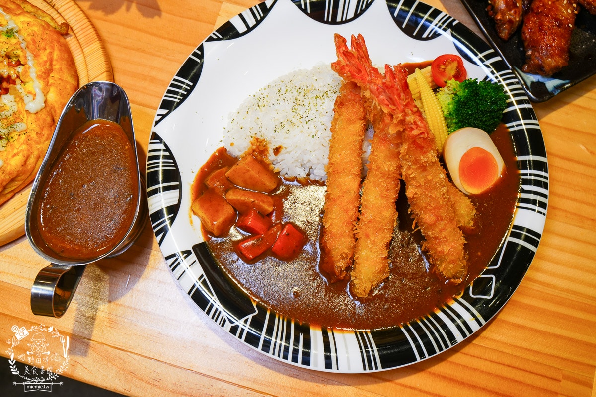 森川丼丼巨蛋店|高雄每逢假日座無虛席的超人氣日本料理店!還有免費霜淇淋可以爽爽吃!