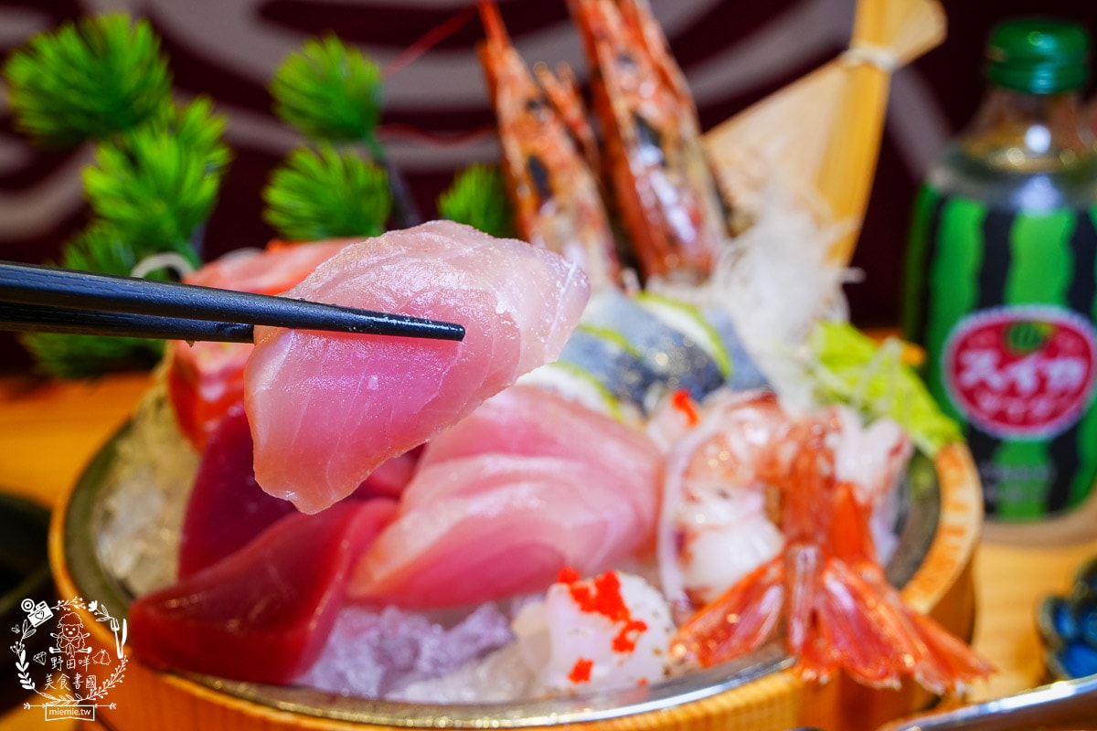 森川丼丼巨蛋店|高雄每逢假日座無虛席的超人氣日本料理店!還有免費霜淇淋可以爽爽吃!