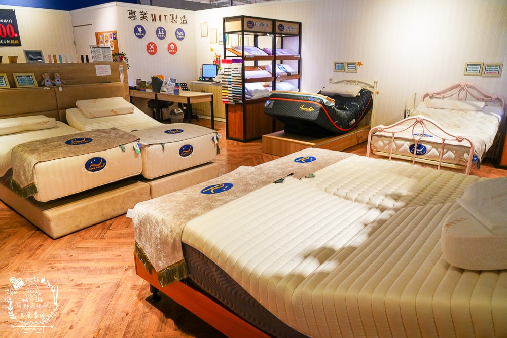 特力家居高雄館週年慶開跑啦!9/28六-11/03日~包羅萬象的寢具+沙發+家電+香氛+桌椅全包!家居慶典滿額抽雲朵按摩椅!