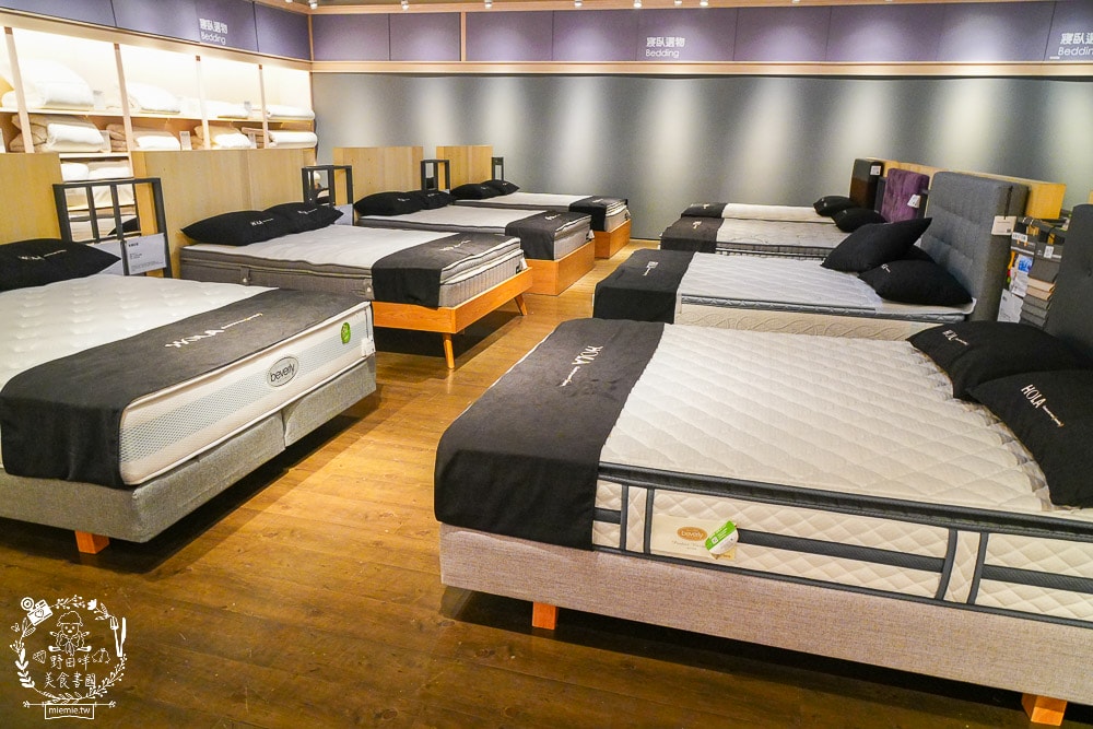 特力家居高雄館週年慶開跑啦!9/28六-11/03日~包羅萬象的寢具+沙發+家電+香氛+桌椅全包!家居慶典滿額抽雲朵按摩椅!