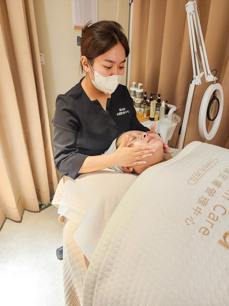 夏沐妍皮膚管理中心(高雄前金店)|水飛梭深層清潔超舒適!清潔完保養品更好吸收~ - 第10張圖 夏沐妍皮膚管理中心(高雄前金店)|水飛梭深層清潔超舒適!清潔完保養品更好吸收~