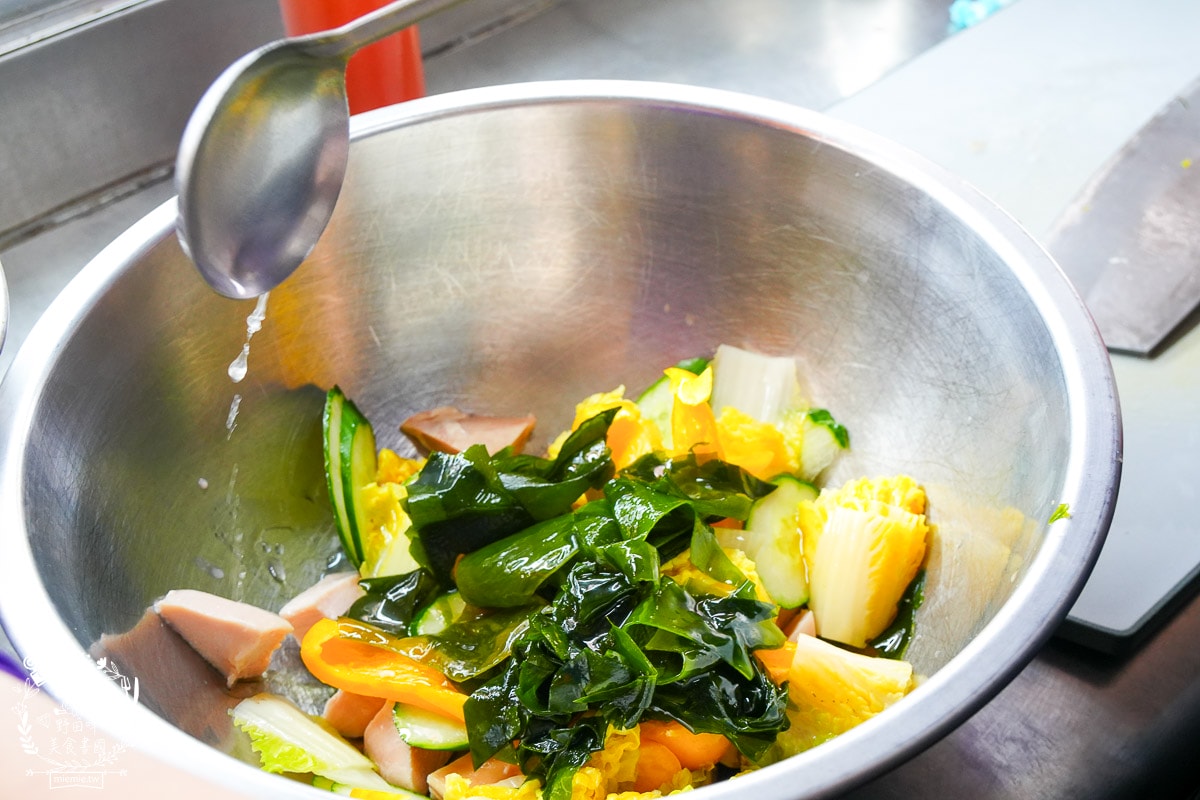 高雄宸邑鹽水雞關東煮|科工館附近的低脂美食!舒肥雞胸肉超級鮮嫩!高雄必吃鹽水雞! - 第16張圖 高雄宸邑鹽水雞關東煮|科工館附近的低脂美食!舒肥雞胸肉超級鮮嫩!高雄必吃鹽水雞!