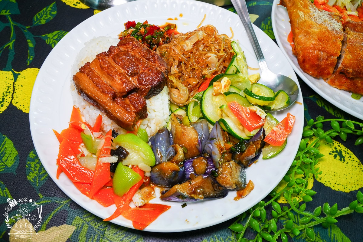 高雄便當推薦|快客利美食|少見的四菜便當店！而且份量超大超有飽足感的高雄便當！