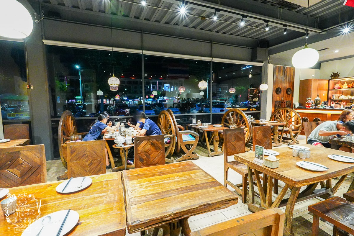 高雄泰式料理[泰來屋泰式料理]岡山捷運附近的人氣泰式美食|可以完全不辣的泰式料理