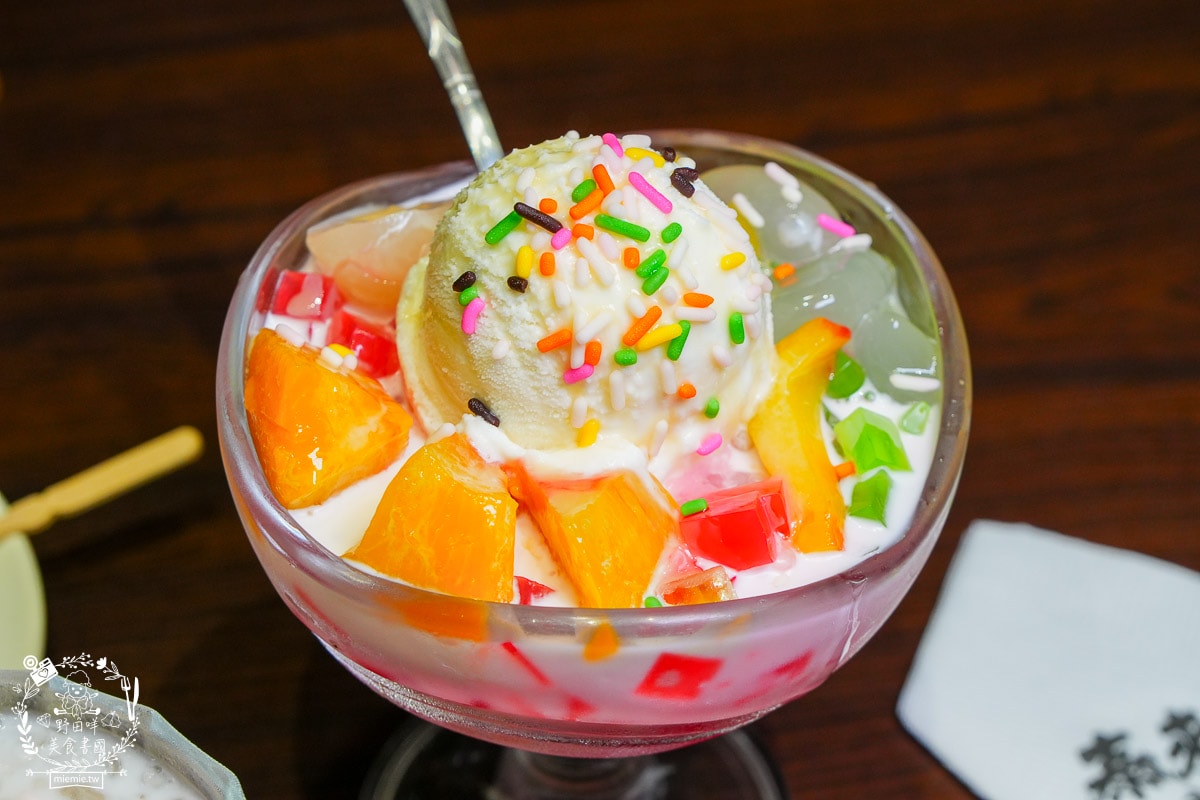 高雄泰式料理[泰來屋泰式料理]岡山捷運附近的人氣泰式美食|可以完全不辣的泰式料理