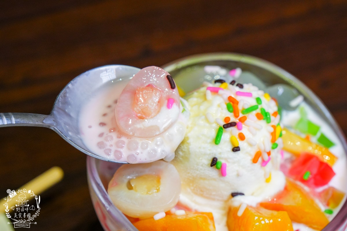 高雄泰式料理[泰來屋泰式料理]岡山捷運附近的人氣泰式美食|可以完全不辣的泰式料理