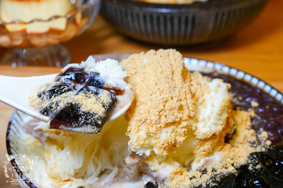 滿溢本舖巨蛋富國店|高雄療癒系甜品冰店!超過50年做豆花的經驗,傳承了三代的匠人精神! - 第38張圖 滿溢本舖巨蛋富國店|高雄療癒系甜品冰店!超過50年做豆花的經驗,傳承了三代的匠人精神!