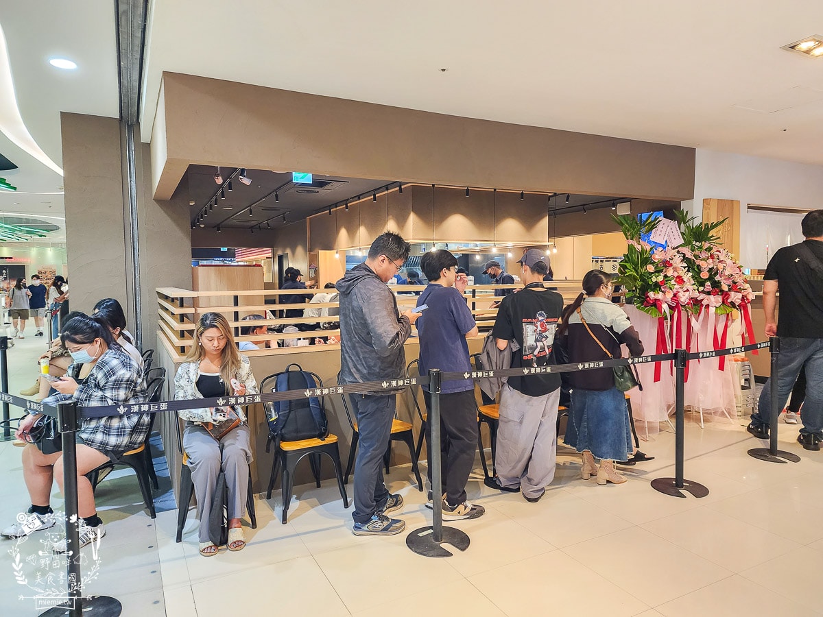 台灣首間神宮寺二層泡雞白湯就在高雄漢神巨蛋!高雄就能吃到名古屋人氣二層泡雞白湯拉麵！