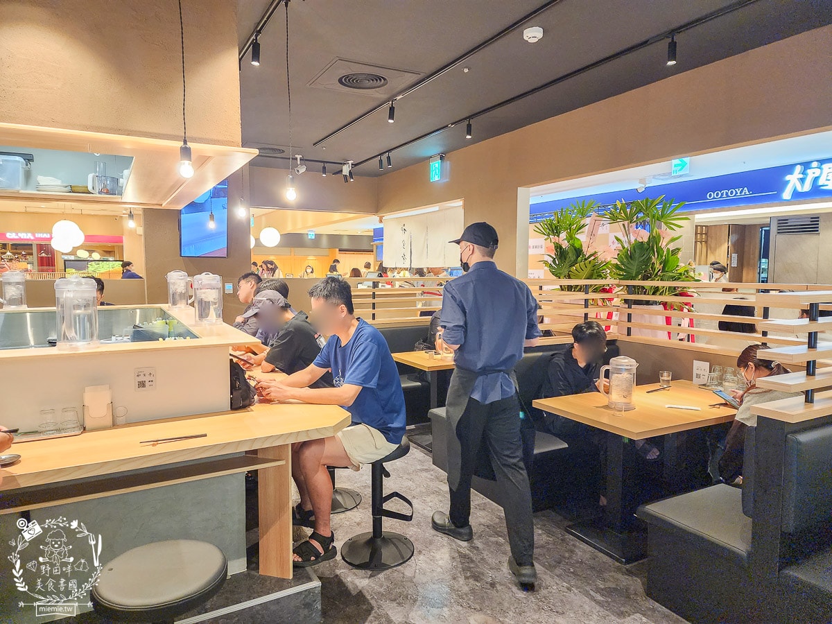 台灣首間神宮寺二層泡雞白湯就在高雄漢神巨蛋!高雄就能吃到名古屋人氣二層泡雞白湯拉麵！