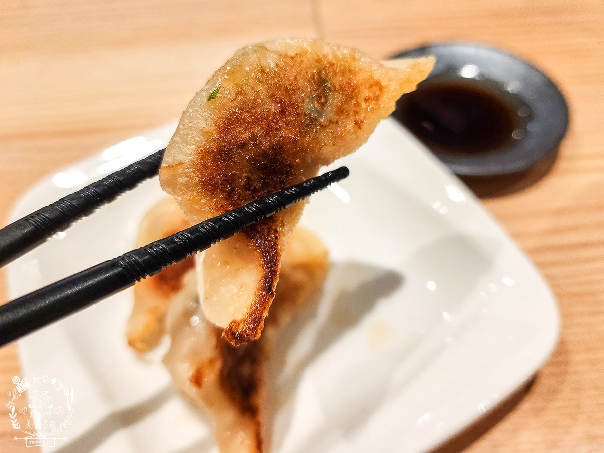 台灣首間神宮寺二層泡雞白湯就在高雄漢神巨蛋!高雄就能吃到名古屋人氣二層泡雞白湯拉麵！