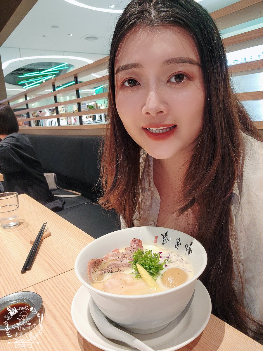 台灣首間神宮寺二層泡雞白湯就在高雄漢神巨蛋!高雄就能吃到名古屋人氣二層泡雞白湯拉麵！