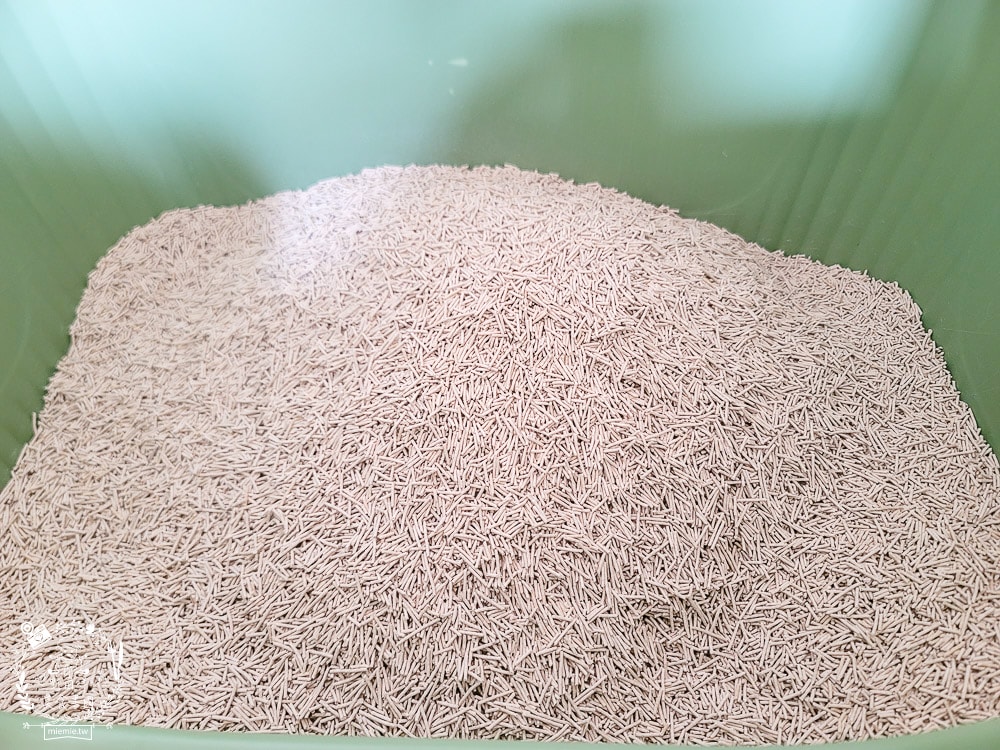 穀物貓砂推薦|穀魔力天然穀物貓砂|除臭力、超強凝結力、粉塵低的貓砂推薦！