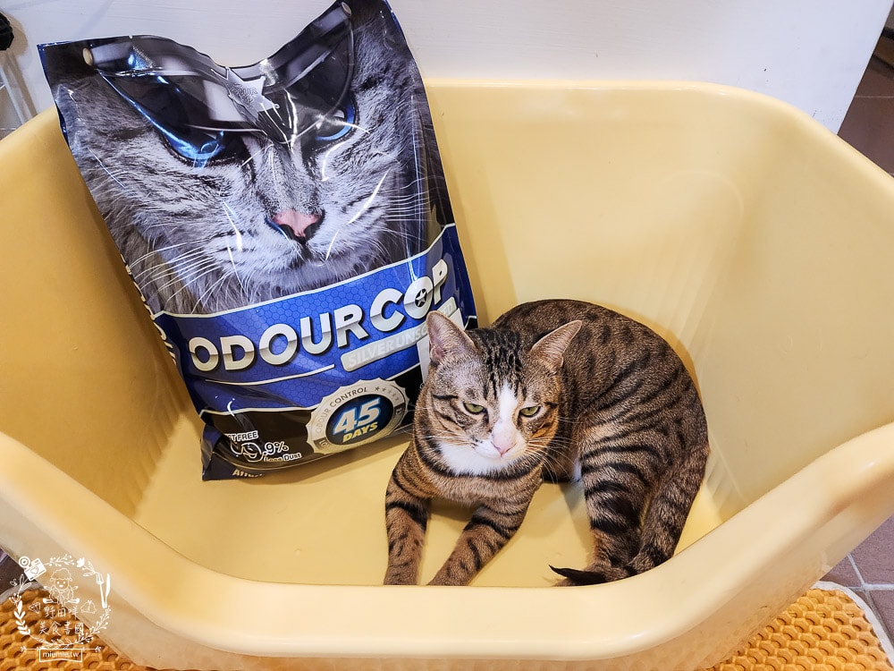 臭味警探貓砂|抑味抗菌長達30-45天，還有99.9%極低粉塵｜100%美國膨潤土+活性碳