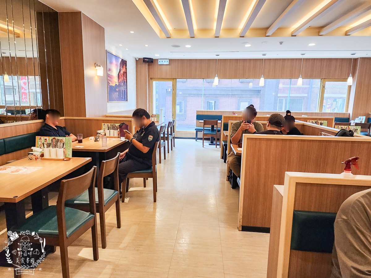 薩莉亞桃園中壢站前店|北部超親民的平價美食!商業午餐超級省!還有飲料吧無限暢飲? - 第3張圖 薩莉亞桃園中壢站前店|北部超親民的平價美食!商業午餐超級省!還有飲料吧無限暢飲?