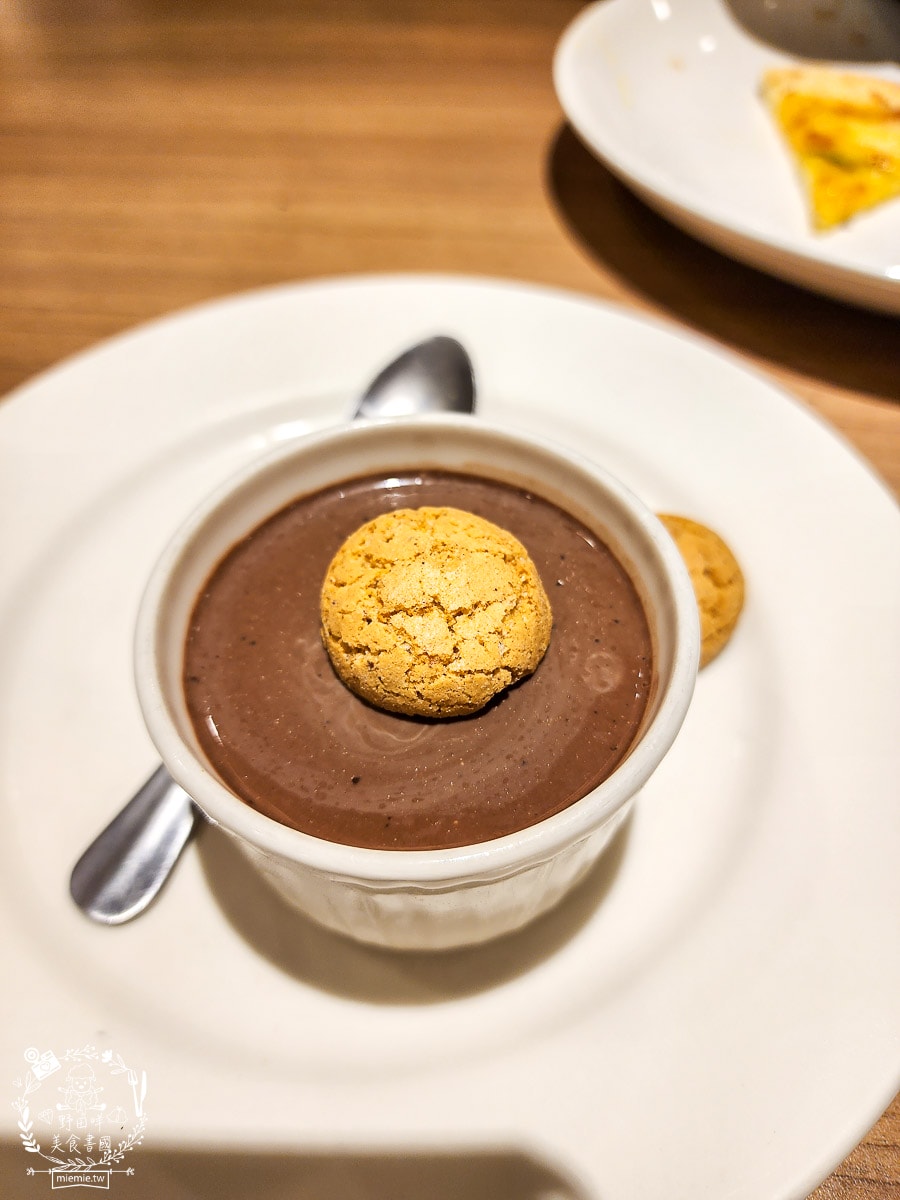 薩莉亞桃園中壢站前店|北部超親民的平價美食!商業午餐超級省!還有飲料吧無限暢飲? - 第22張圖 薩莉亞桃園中壢站前店|北部超親民的平價美食!商業午餐超級省!還有飲料吧無限暢飲?