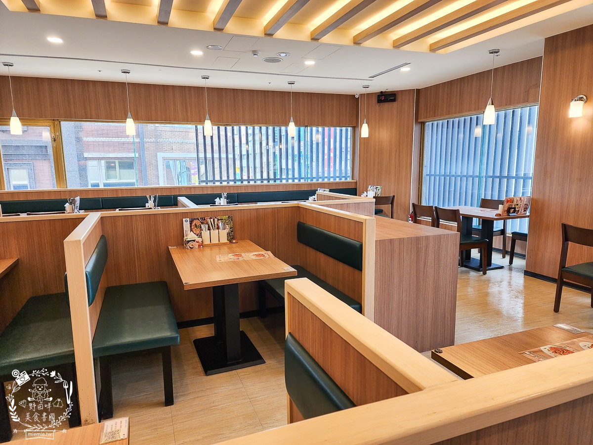 薩莉亞桃園中壢站前店|北部超親民的平價美食!商業午餐超級省!還有飲料吧無限暢飲? - 第5張圖 薩莉亞桃園中壢站前店|北部超親民的平價美食!商業午餐超級省!還有飲料吧無限暢飲?