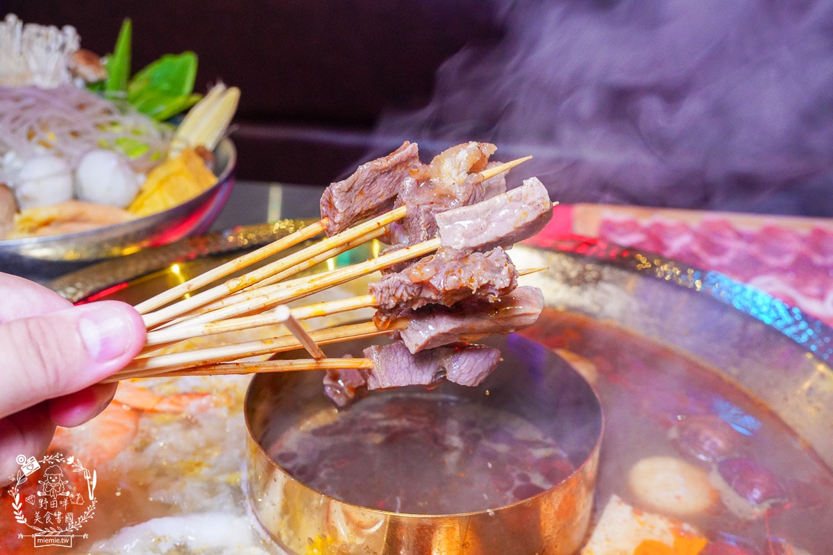 開麻開辣吃到飽｜高雄首創結合乾鍋+快炒+開到凌晨的麻辣鍋吃到飽餐廳｜試營運期間全時段88折