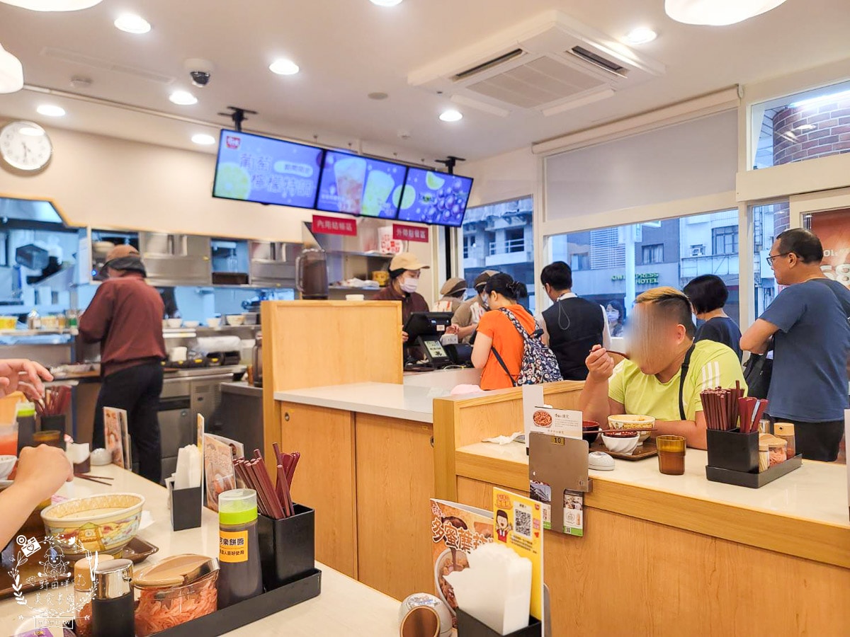 南部第一間すき家 SUKIYA丼飯咖哩在高雄!全台第一間白色系すき家!日本三大連鎖丼飯來高雄囉! - 第15張圖 南部第一間すき家 SUKIYA丼飯咖哩在高雄!全台第一間白色系すき家!日本三大連鎖丼飯來高雄囉!