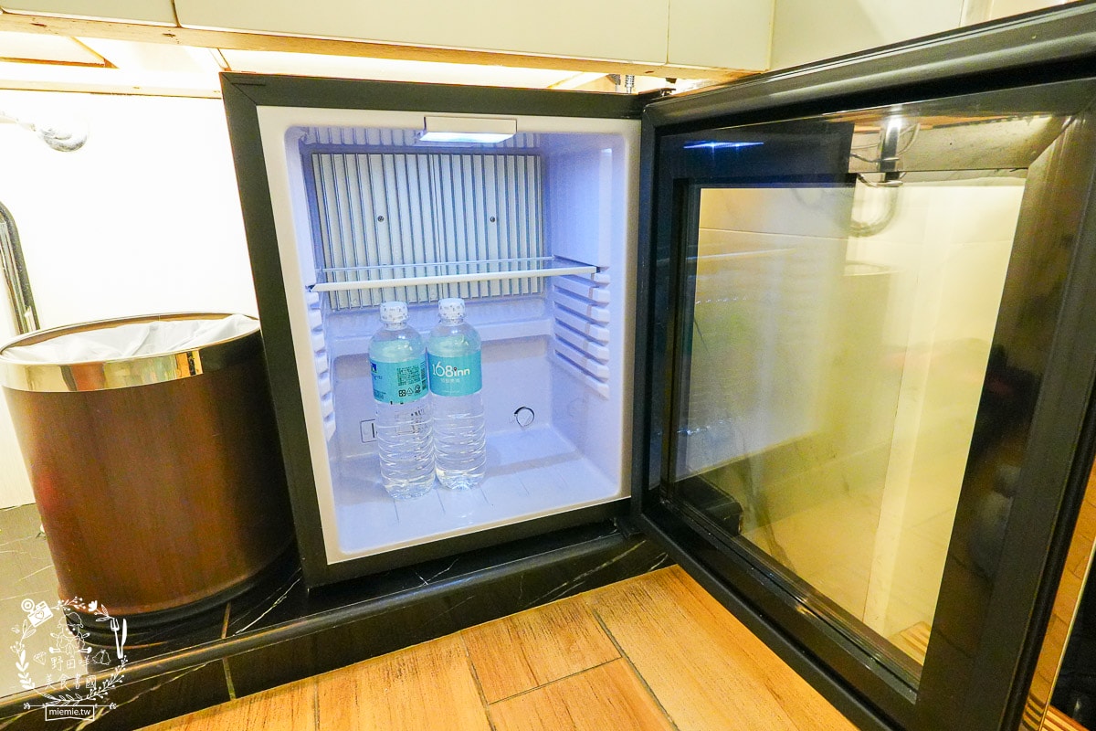 桃園住宿推薦| i hotel 電競時租旅館中壢旗艦館|24小時免費點心飲料吧+斯林百蘭名床+雙道隔音門打遊戲超過癮！