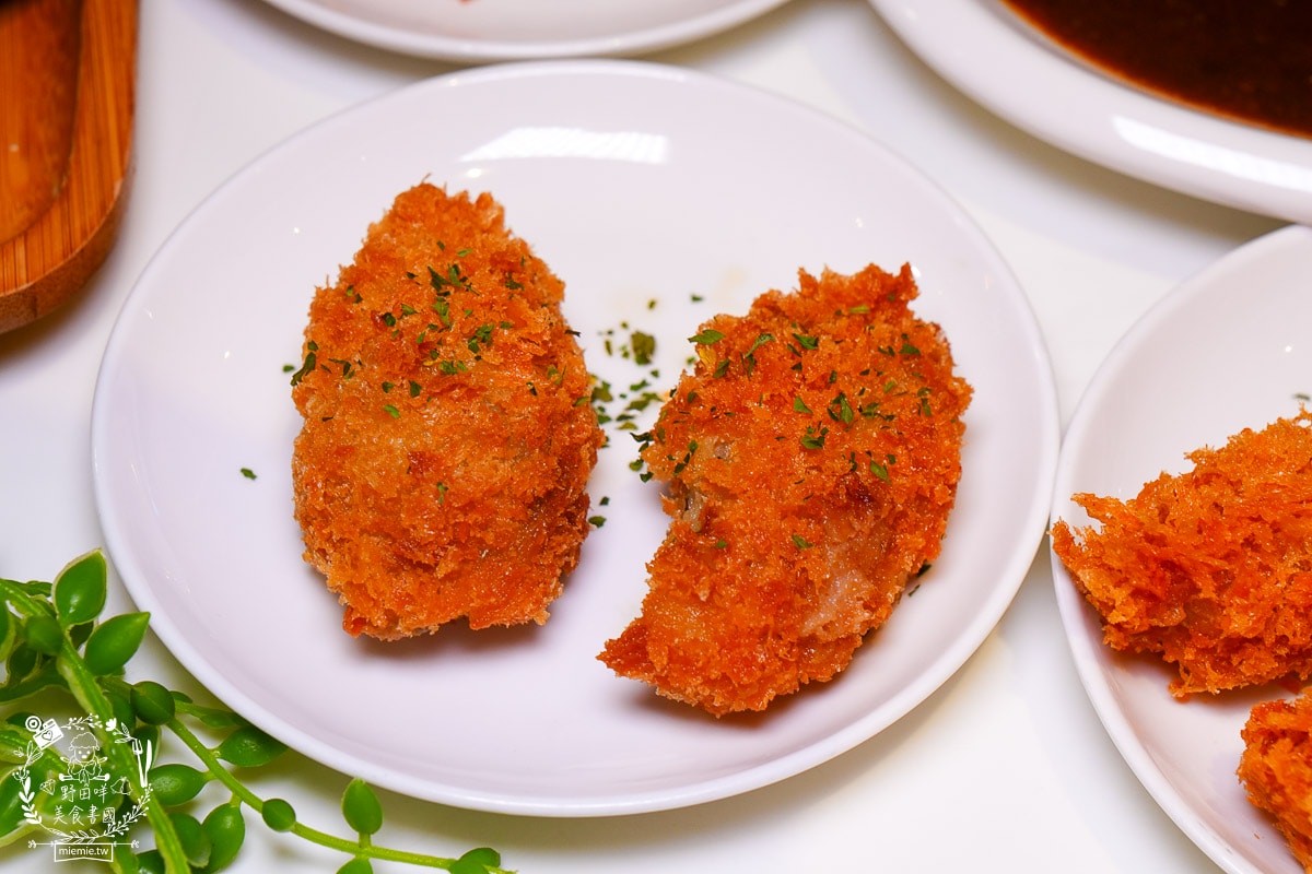 popocurry粕粕咖哩義享店|日本人來台灣開的超人氣咖哩店！超多人氣炸物常常提早完售！