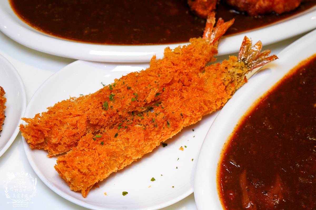 popocurry粕粕咖哩義享店|日本人來台灣開的超人氣咖哩店！超多人氣炸物常常提早完售！