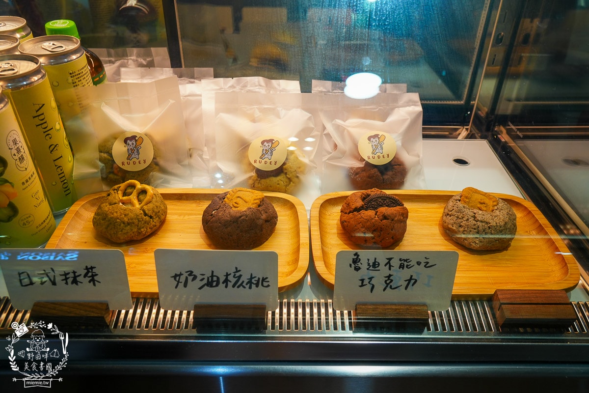 popocurry粕粕咖哩義享店|日本人來台灣開的超人氣咖哩店！超多人氣炸物常常提早完售！