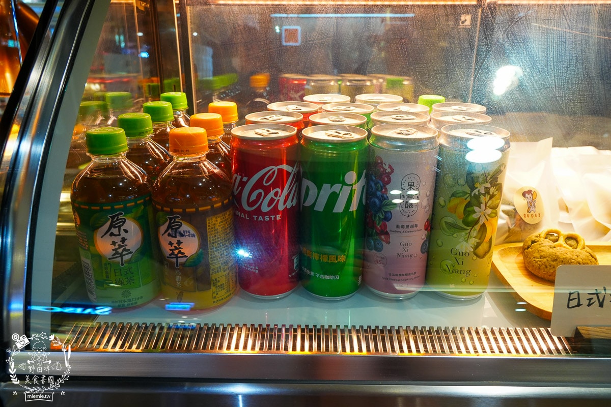 popocurry粕粕咖哩義享店|日本人來台灣開的超人氣咖哩店！超多人氣炸物常常提早完售！