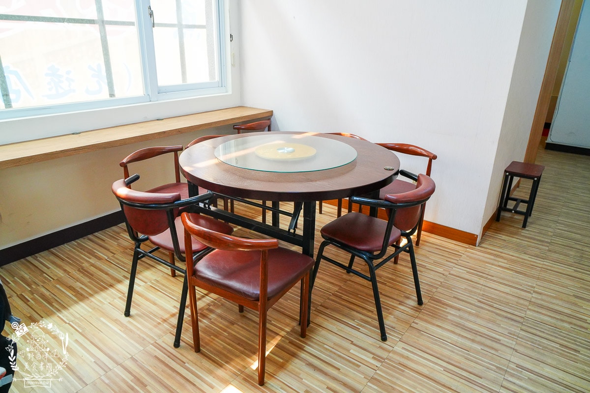 武廟南台鱔魚花枝意麵(光遠店)鳳山新開幕的鱔魚意麵!店面超大還有舒適的內用座位! - 第5張圖 武廟南台鱔魚花枝意麵(光遠店)鳳山新開幕的鱔魚意麵!店面超大還有舒適的內用座位!