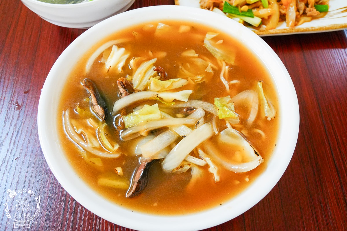 武廟南台鱔魚花枝意麵(光遠店)鳳山新開幕的鱔魚意麵!店面超大還有舒適的內用座位! - 第11張圖 武廟南台鱔魚花枝意麵(光遠店)鳳山新開幕的鱔魚意麵!店面超大還有舒適的內用座位!