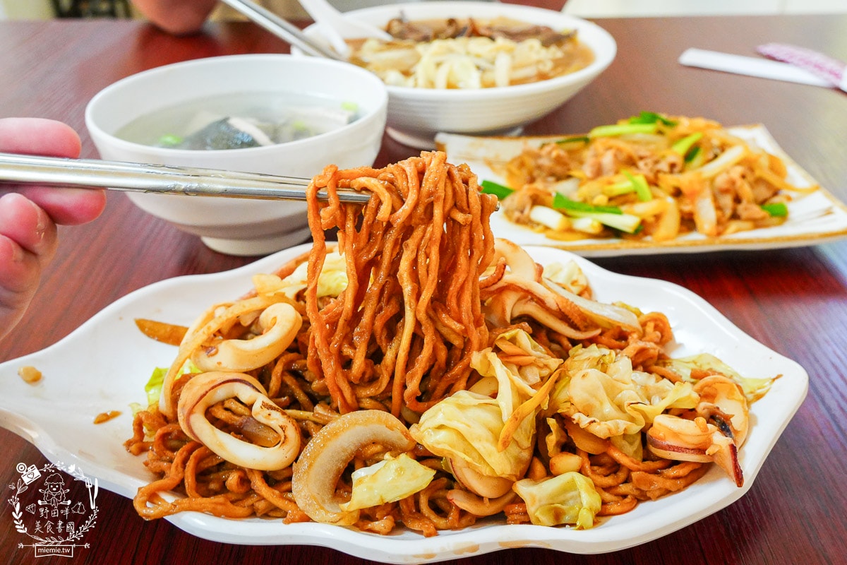 武廟南台鱔魚花枝意麵(光遠店)鳳山新開幕的鱔魚意麵!店面超大還有舒適的內用座位! - 第21張圖 武廟南台鱔魚花枝意麵(光遠店)鳳山新開幕的鱔魚意麵!店面超大還有舒適的內用座位!