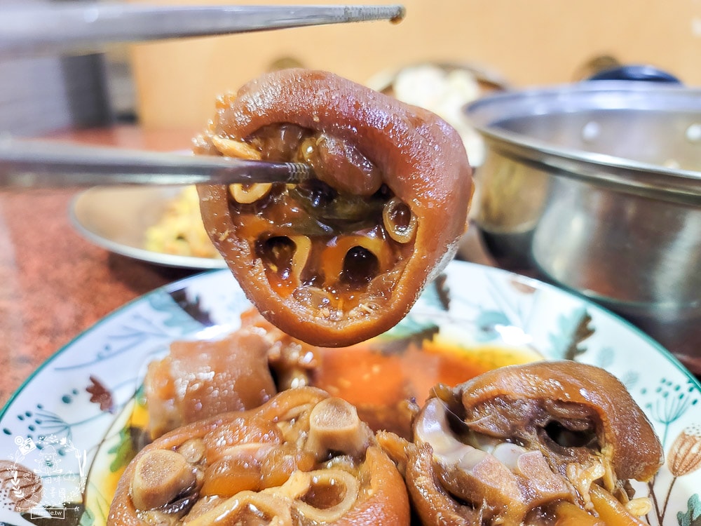 食尚玩家與5間品牌聯合推出「一日五餐系列」，並在圈圈選物獨家販售！台味也可以很潮24HR潮台美食