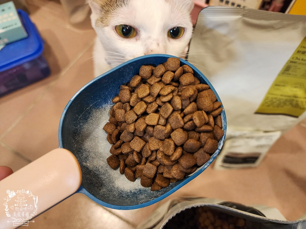 Meow Servant 喵皇奴貓咪凍乾飼料|鮮肉凍乾真空噴塗技術,天然純肉香味征服挑嘴貓! - 第12張圖 Meow Servant 喵皇奴貓咪凍乾飼料|鮮肉凍乾真空噴塗技術,天然純肉香味征服挑嘴貓!