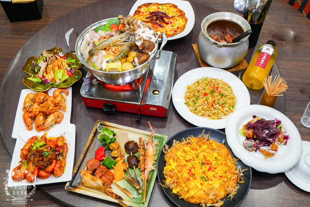 高雄泰國蝦推薦[四兩千金活蝦之家]超寬敞的庭園景觀餐廳！還有適合親子的大型溜滑梯！